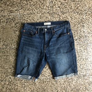 Gap slim denim shorts size 33
